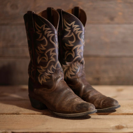 Clothing & FootwearCowboy boots
