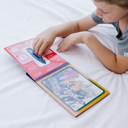Melissa & Doug Water Wow! Space Water-Reveal Pad – On the Go Travel Activity