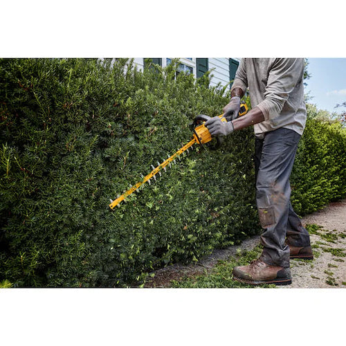 Dewalt DCHT870T1 60V MAX* Brushless Cordless Hedge Trimmer Kit